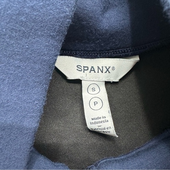 SPANX AirEssentials Striped Track Jacket Navy Blue Small Cropped Zip Pockets - Picture 2 of 7